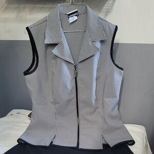 Amanda Lane Black and White Checkered Vest